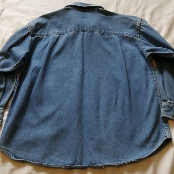 Boy L GAP Button Down Denim Shirt - Picture 3 of 3
